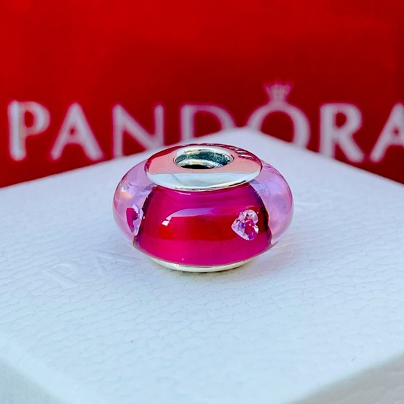 Authentic pandora charm β€οΈπΉππ·ππΊπ©β€οΈπΉππ·π©πΊππΊππ©ππ·ππβ€οΈπΊππ©ππ·π - Picture 1 of 7